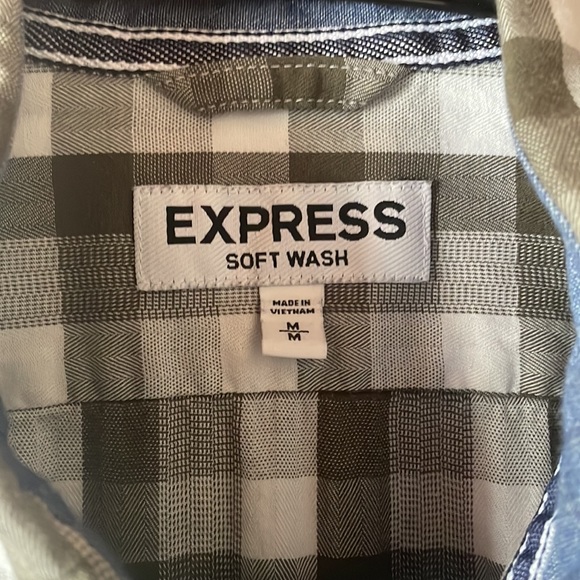 Express button down long sleeve - Picture 3 of 4